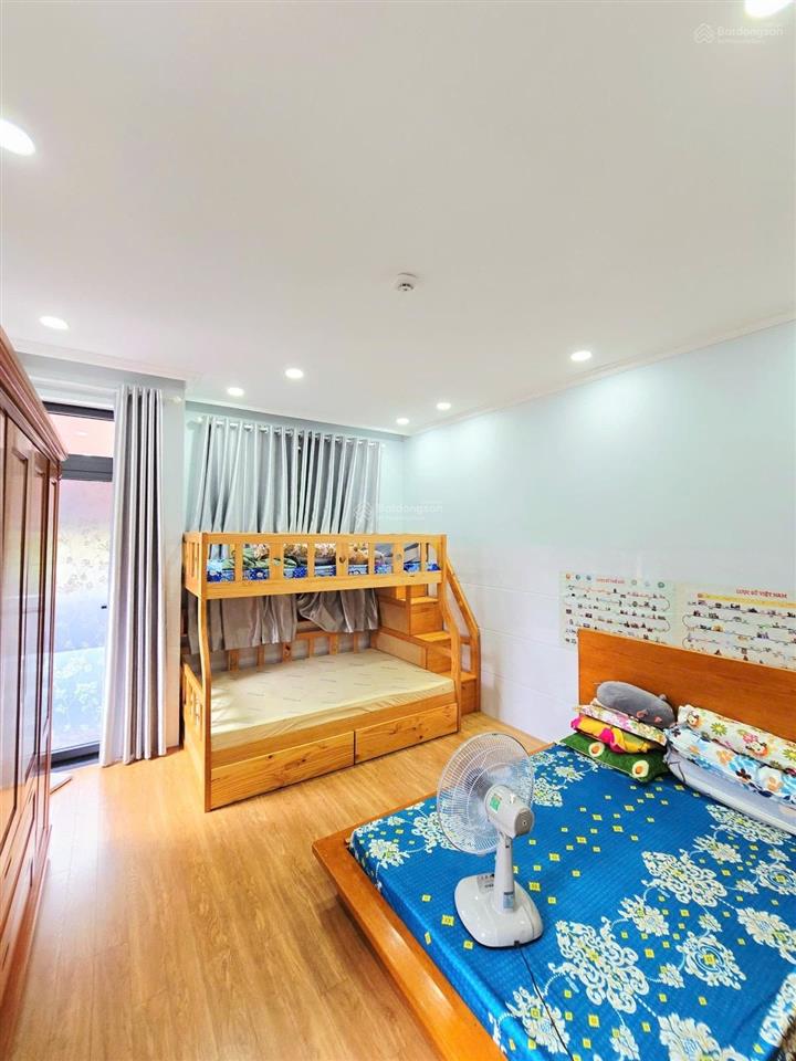 Biệt thự 3 tầng 160m2 gia hoà q9 chỉ 19.8tỷ thương lượng