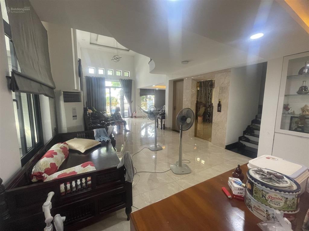 Biệt thự 27tỷ kdc gia hoà 200m2(10x20) mới xây dựng