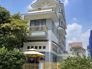 Biệt thự 27tỷ kdc gia hoà 200m2(10x20) mới xây dựng