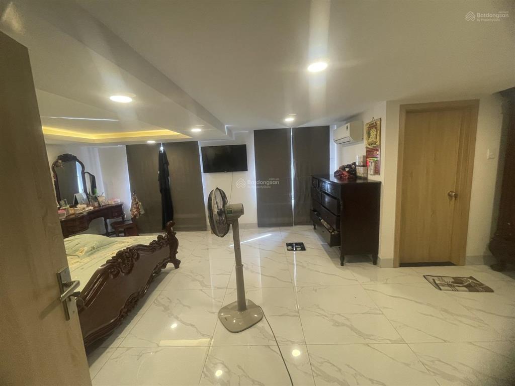 Biệt thự lô góc khu dân cư gia hoà 43tỷ 250m2 5tầng