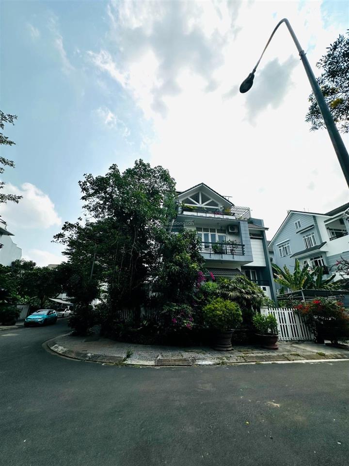 Biệt thự lô góc khu dân cư gia hoà 43tỷ 250m2 5tầng
