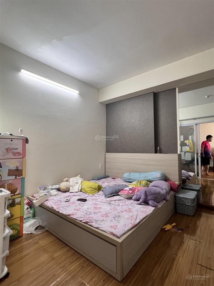 Bán cc flora anh đào, 3,22 tỷ, 53m2, 2pn, 1wc, đẹp, nhiều tiện ích