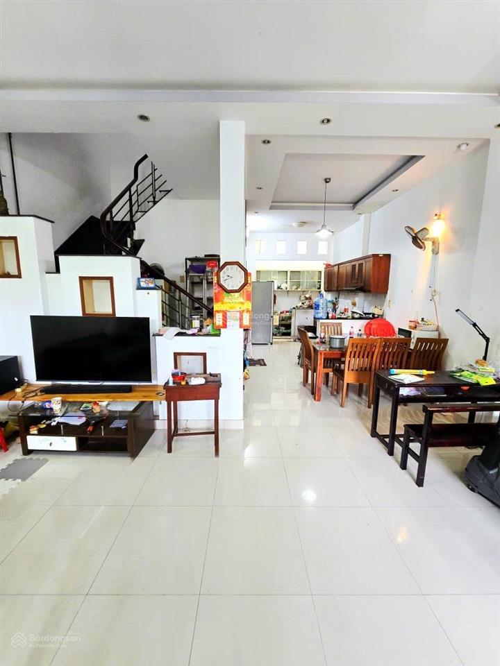 Bán nhà 74m2 2 tầng gần chợ long trường giá 5tỷ7 hẻm xe hơi