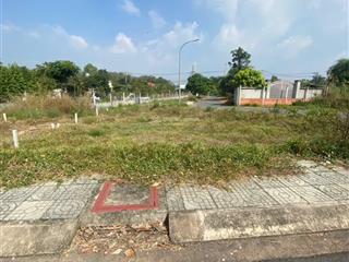 Tôi cần bán lô đất góc 2 mặt tiền ngay đường tỉnh lộ 15 10x13 cn 82m2 full thổ cư giá 1 tỷ 2 còn tl