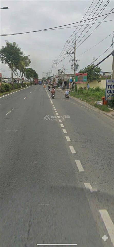 Tôi chính chủ cần bán trước tết đất tặng nhà nát nằm ngay mặt tiền ql22 5.5x20 giá 1 tỉ 790 còn tl