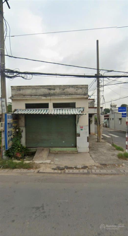 Tôi chính chủ cần bán trước tết đất tặng nhà nát nằm ngay mặt tiền ql22 5.5x20 giá 1 tỉ 790 còn tl