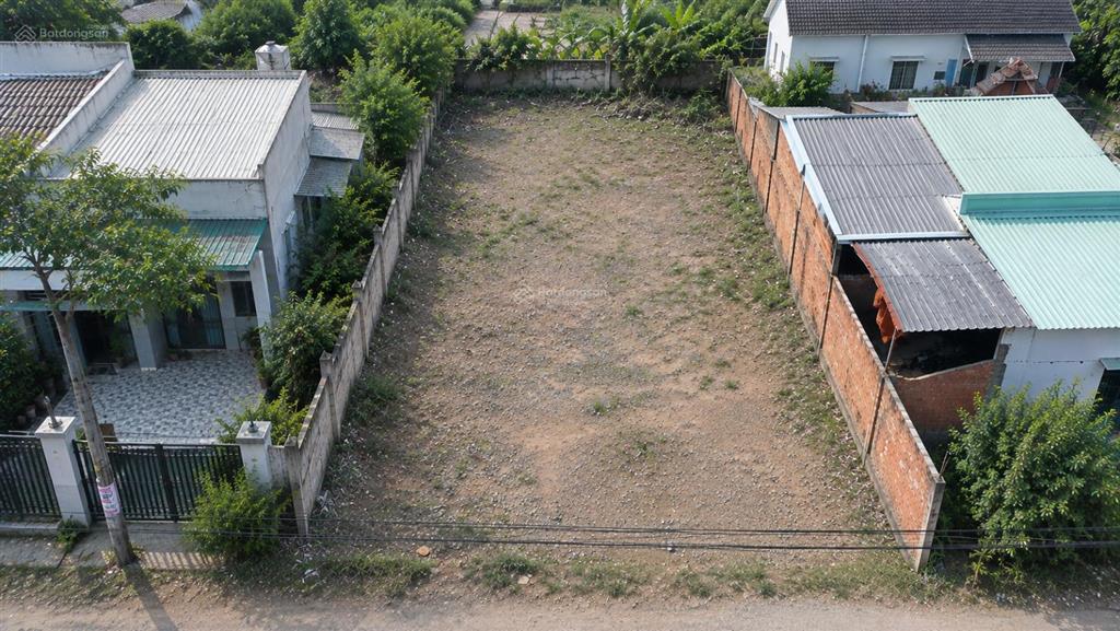 Tôi cần bán lô đất 5x32 166.9m2 có 159m2 thổ cư  xã phú hòa đông giá 920tr