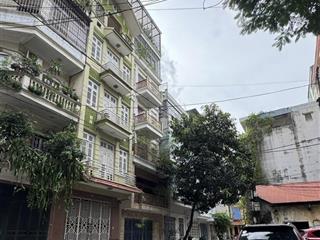 Bán nhà phân lô ô tô tải tránhdừng đỗ ngày đêm kinh doanh ở tuyệt vời2 thoáng trước sau