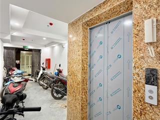 Bán toà nhà chdv thổ quan thông đê la thành nhỏxây mới 7 tầng thang máy10m ra ô tô tránhtrước nh