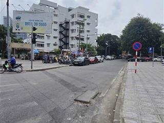 Bán nhà hiếm, dòng tiền 1.3tỷ/năm2 mặt thoángtrung tâm ba đìnhô tô đỗ cửa, ngõ thông20 m ra măt