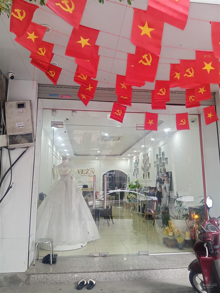 Bán nhà mặt phố khâm thiên kinh doanh sầm uất đỉnh caotrung tâm đống đa  dòng tiền 40tr/ tháng