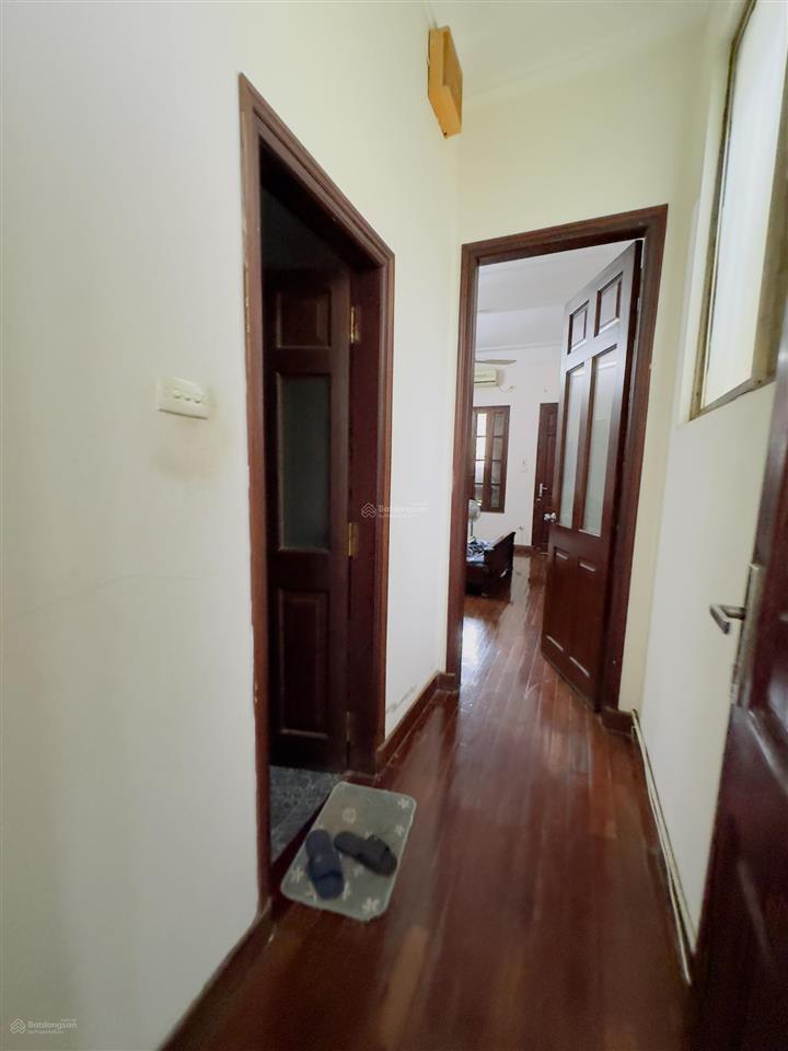 Bán nhà mặt phố, vỉa hè, kinh doanh sầm uất,nhà mặt phố giá trong ngõ ngách,cơ hội không có lần hai