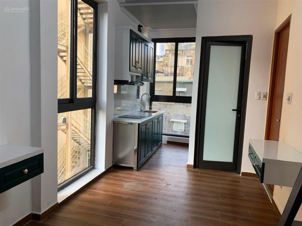 Bán toà nhà văn phòng mp pháo đài láng 7 tầng thang máykinh doanh đỉnh gần phố nguyên hồng  nct