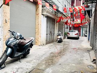 Bán nhà phân lô bàn cờô tô dừng đỗthang máykinh doanhgần mặt phố gần hồ hoàng cầu