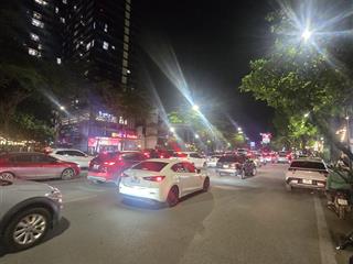 Bán đất tặng nhà cấp 4 vị trí siêu hiếm  ngay ngã tư sở huyền thoại  sát ngay ga tàu điện  cách
