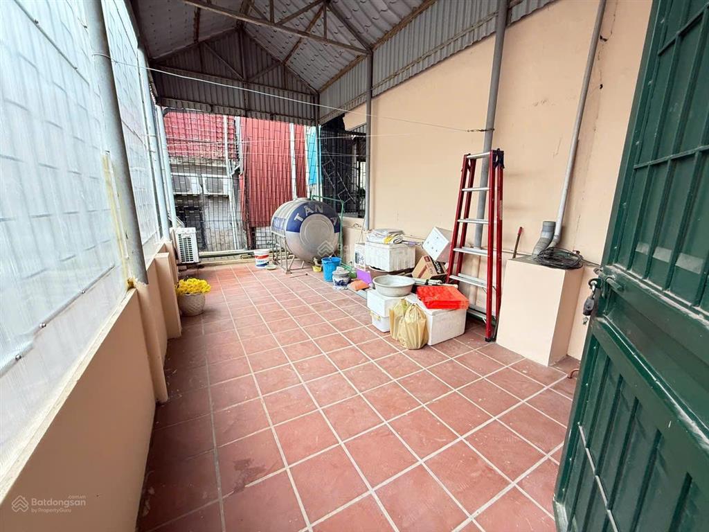 Bán nhà dân xây phố kim mã ngõ thôngdiện tích đẹpcó ô thoáng2 view thoáng vĩnh viễn20m ra ô tô