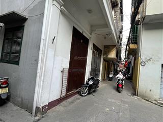 Bán nhà 3 tầng khung cột chắc chắn, sẵn ô chờ thang máy phố bạch mai  gần tttm chợ mơgần nhiều t