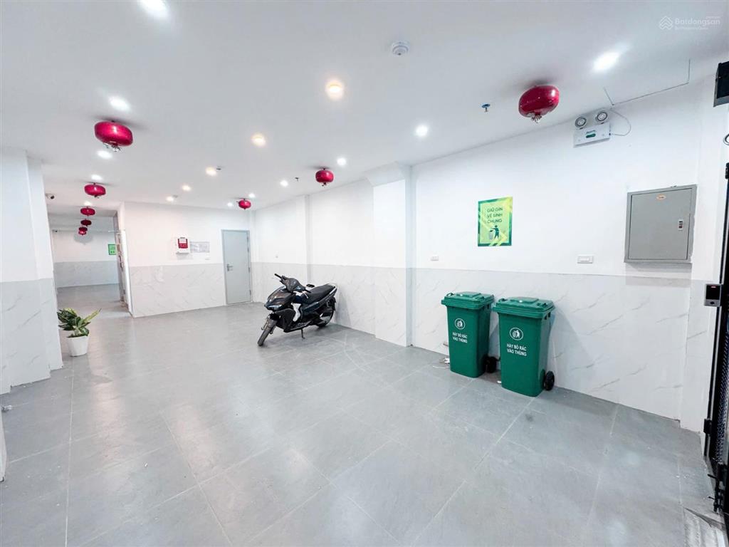 Bán nhà siêu phẩm trung tâm cầu giấydoanh thu khủngphòng đẹp như khách sạnphòng luôn full nhu cầ