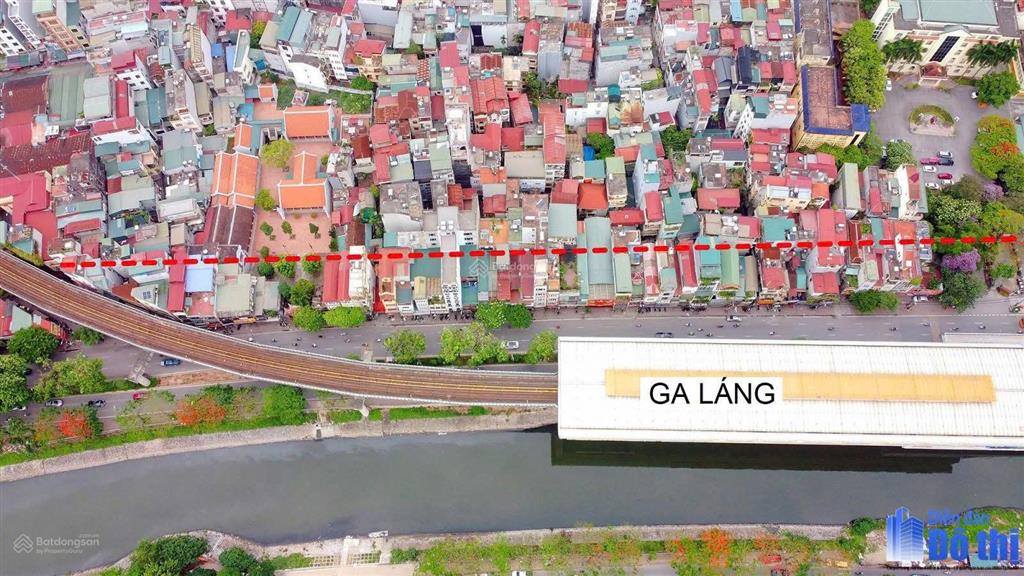 Bán nhà 3 tầng đường láng 125m,giá 21,3 tỷ( 170 triệu/m )sổ đỏ vuông vắn, sẵn giao dịchnhà 3 tầng