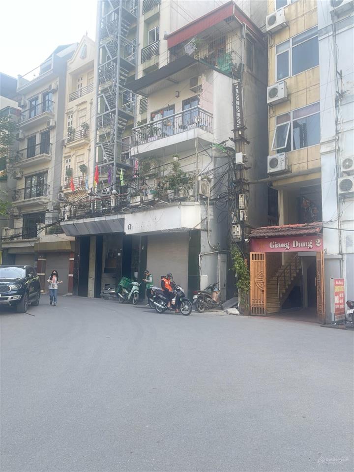 Bán mặt phố xã đàn 2kinh doanhlô góctrước nhà 2 ô tô tránhvài bước chân ra hồ đắc di quanh năm