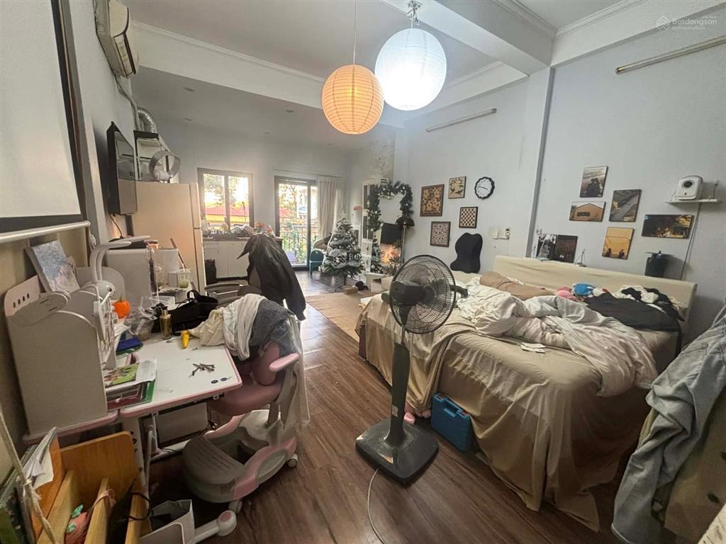 Bán mặt phố xã đàn 2kinh doanhlô góctrước nhà 2 ô tô tránhvài bước chân ra hồ đắc di quanh năm