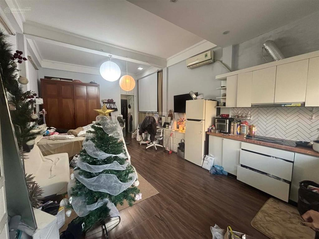 Bán mặt phố xã đàn 2kinh doanhlô góctrước nhà 2 ô tô tránhvài bước chân ra hồ đắc di quanh năm