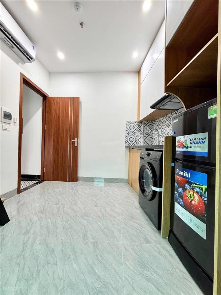 Bán tòa nhà 7 tầng thang máy xây mới, 15 căn hộ dịch vụ khép kín phòng nào cũng có ban công cửa sổ