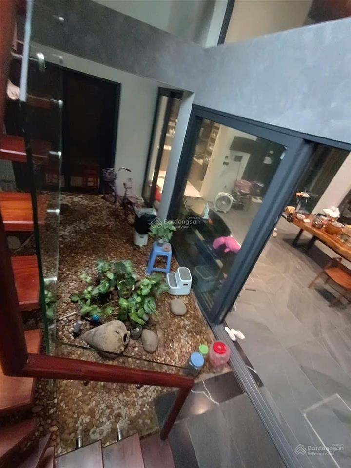 Bán biệt thự nhà vườn đẳng cấp vĩnh hưngkhông gian sống xanhthiết kế hiện đại có thang máy,hồ bơi