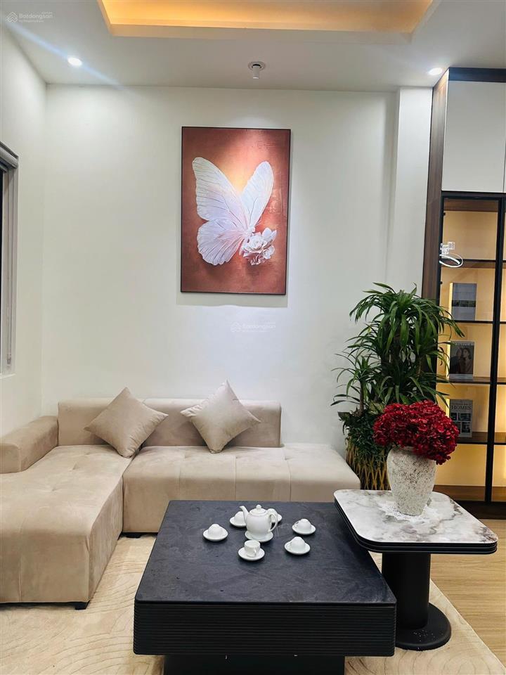 Vip ba đình  hàng xóm vin gallery 1 tỷ/mngõ ba gác tránh  cách phố vài bước chânfull nội thất 