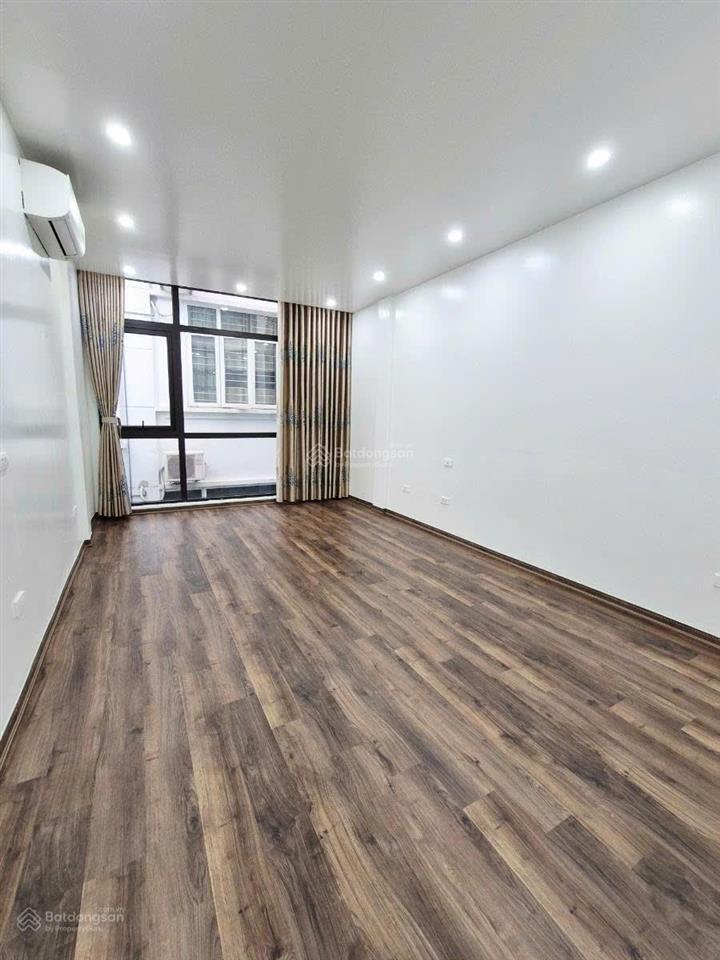 Bán nhà 5 tầng thang máy  nhà đẹp long lanh  ô tô đỗ cửa  ngõ to 3.5  ngõ thông  kinh doanh 