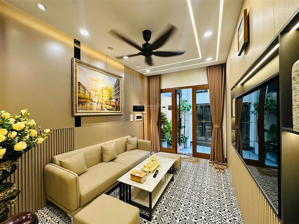 Bán nhà phố cảm hội hbtgần ô tô tuyệt tác thiết kế có gunội thất tiền tỷxách vali về ở ngay 62m