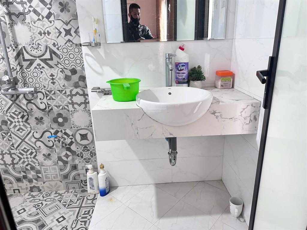 Bán nhà phố kim ngưu hai bà trưng thang máy ôtô tránh dòng tiền 20 triệu/tháng  32m2  18,8tỷ