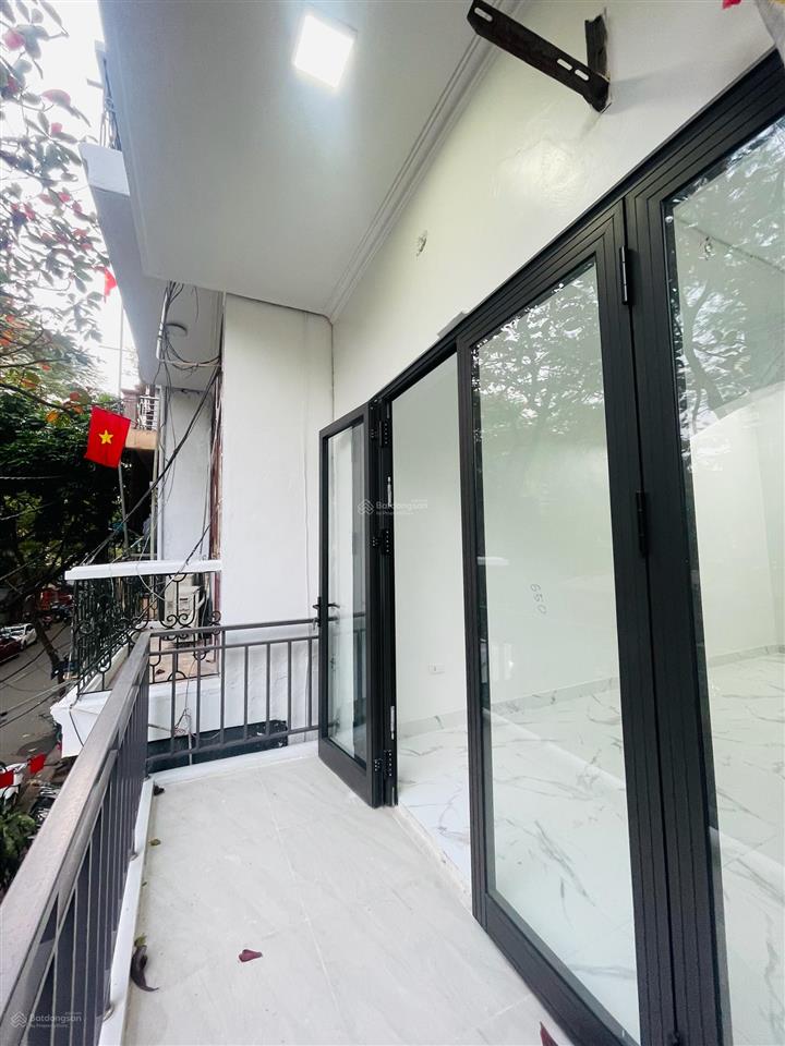 Nhà mặt phố trần tử bình 4 tầng vỉa hè rộng kinh doanh đỉnh cao47m35 tỷ có tl