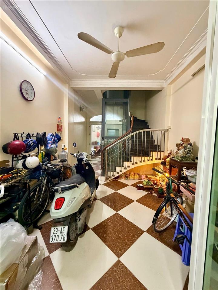 Bán nhà lô góc 6 tầng thang máyvài bước ra phố ô tô tránhnhà đẹp ở ngayview hồ tây ngắm pháo ho