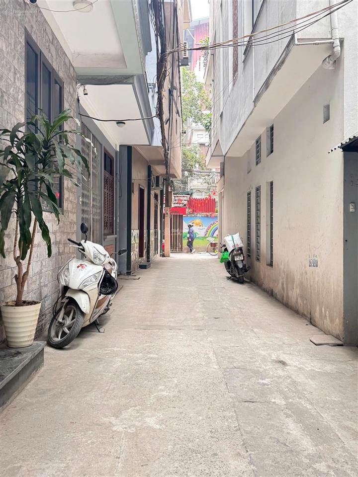 Bán nhà đẹp phố đội cấn tt ba đình  gần hồ tây  ngõ rộng  ở & đầu tư thắng lớn