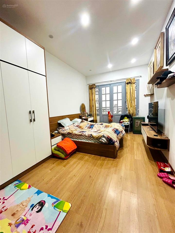 Bán nhà đẹp phố đội cấn tt ba đình  gần hồ tây  ngõ rộng  ở & đầu tư thắng lớn
