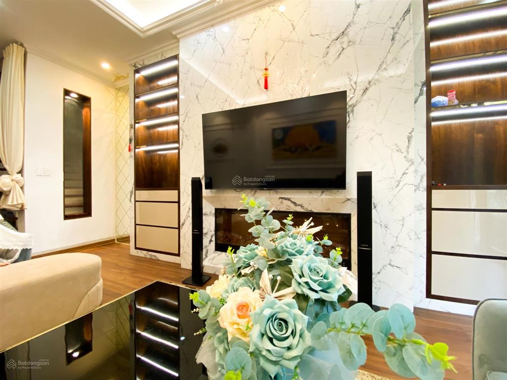 Bán nhà lô góc đẹp pháo đài láng tt đống đa6t thang máy kínhô tô tránhkinh doanh đỉnh56m ở ngay