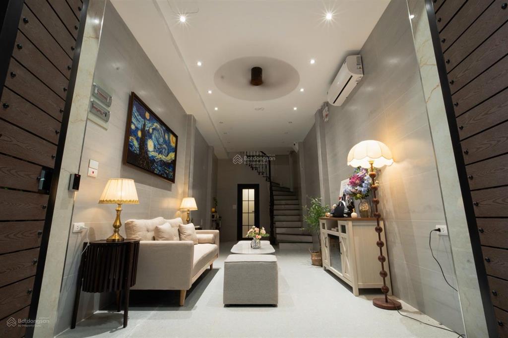 Bán nhà vị trí vàng phân lôô tôkhu vực cực kỳ hiếm nhà bánphố kim mã thượngkd+cho thuêở sướng