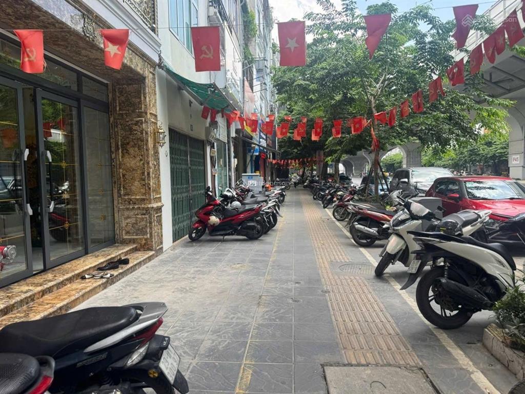 Bán nhà đẹp 8 tầng tm mặt phố đại latt hai bà trưngmặt tiền 4m5diện tích 61,2m sổ vuông như bánh