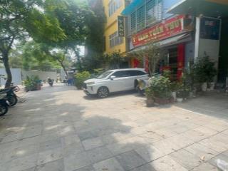 Bán nhà mặt phố vạn phúcba đìnhvỉa hè đá bóngkinh doanh đỉnh caođối diện khách sạn vp chính phủ