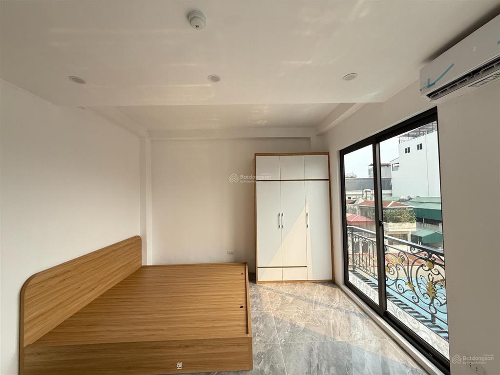 Bán toà chdv 9 tầng thang máyô tô đua3 mặt thoáng. 1 hầm 8 nổi22 phòng kk full nội thất+2 tầng t