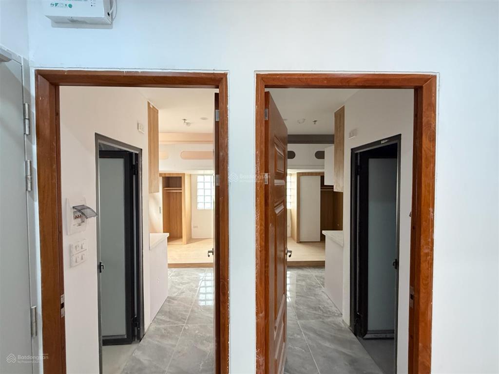 Bán toà chdv 9 tầng thang máyô tô đua3 mặt thoáng. 1 hầm 8 nổi22 phòng kk full nội thất+2 tầng t