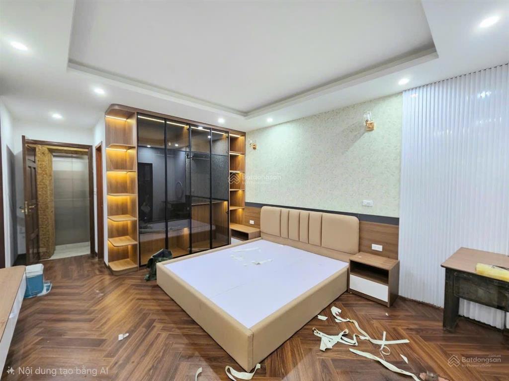 Bán nhà phân lô quân đội, nhà mới kinh doanh, 8 tầng thang máy, ngõ thông, ô tô vào nhà