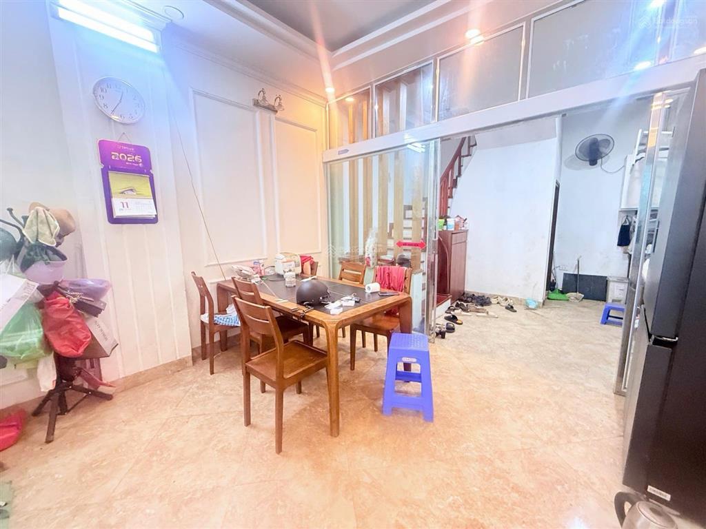 Bán nhà đẹp dân xây chắc chắn đường võ chí công phân lôô tô vào nhà6 ngủ  kinh doanh tốt