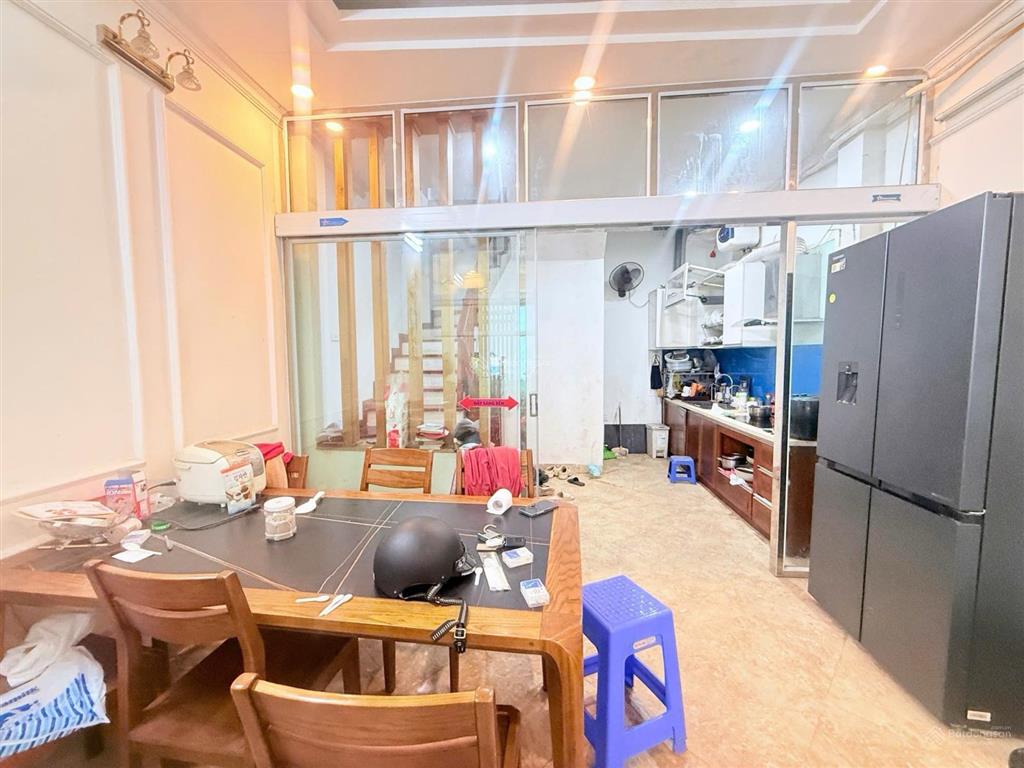 Bán nhà đẹp dân xây chắc chắn đường võ chí công phân lôô tô vào nhà6 ngủ  kinh doanh tốt