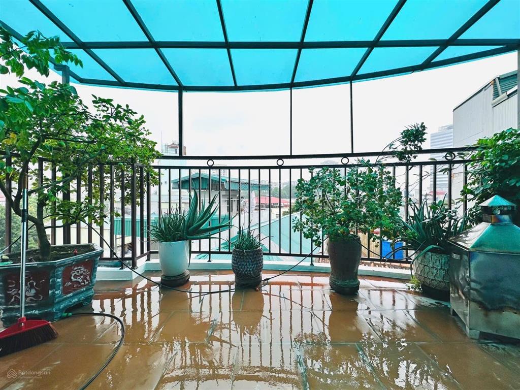 Bán nhà 8 tầng thang máycạnh hồngõ đẹpô tô đỗ cửađể ở hoặc kinh doanh văn phòngmặt tiền rộng.