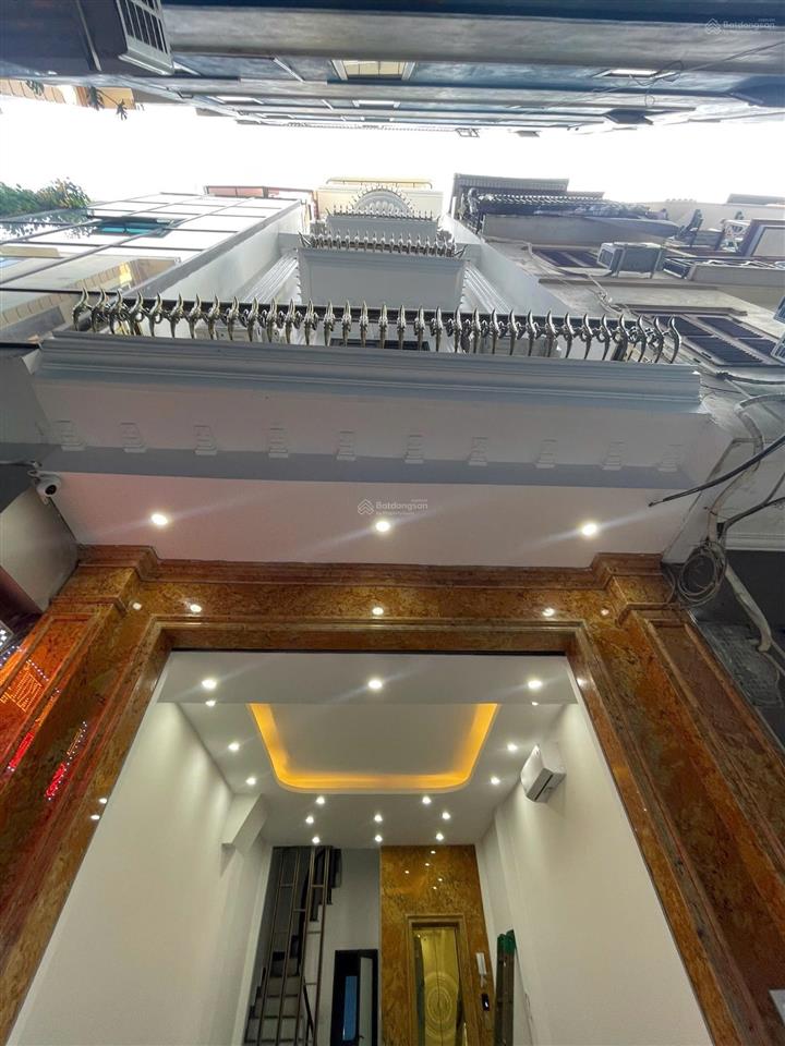 Bán nhà vị trí đẹp phố thái hà  trung tâm  ngõ oto  thang máy  bay nhanh