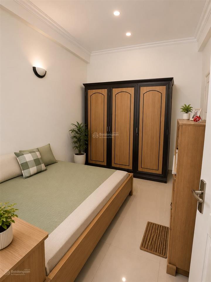 Bán nhà đẹp 4 tầng dân xây xuân la thông lạc long quân  sát hồ tây  ô tô lùi cửa