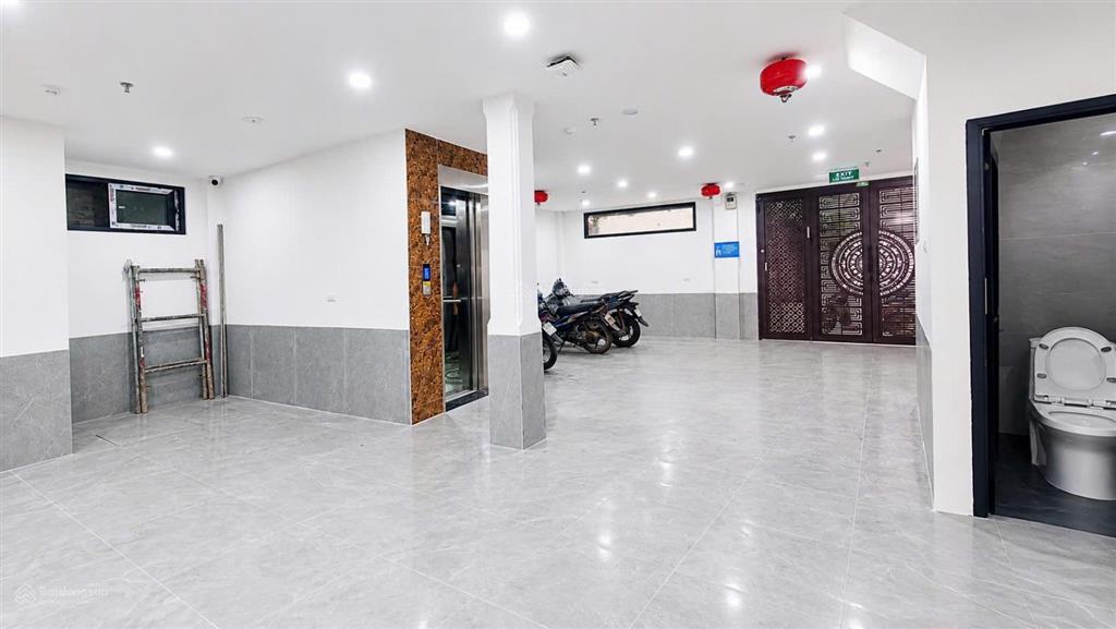 Bán nhà phố vọng  trung tâm bách khoa  kinh tế quốc dân  xây dựng  siêu dòng tiền