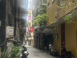 Bán nhà lô góc 7 tầng thang máykinh doanh văn phòngtrần quang diệunhà phân lô ô tô đỗ cửa.